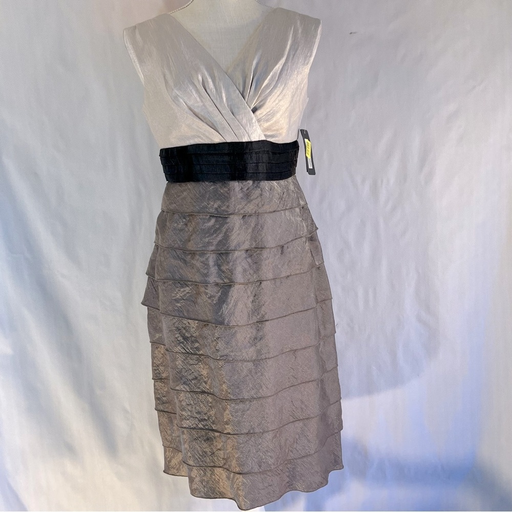 I. N. Studio Sleeveless Cream Brown Shimmer Tiered Ruffle Cocktail Dress 6P 👍